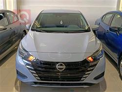 نيسان فيرسا